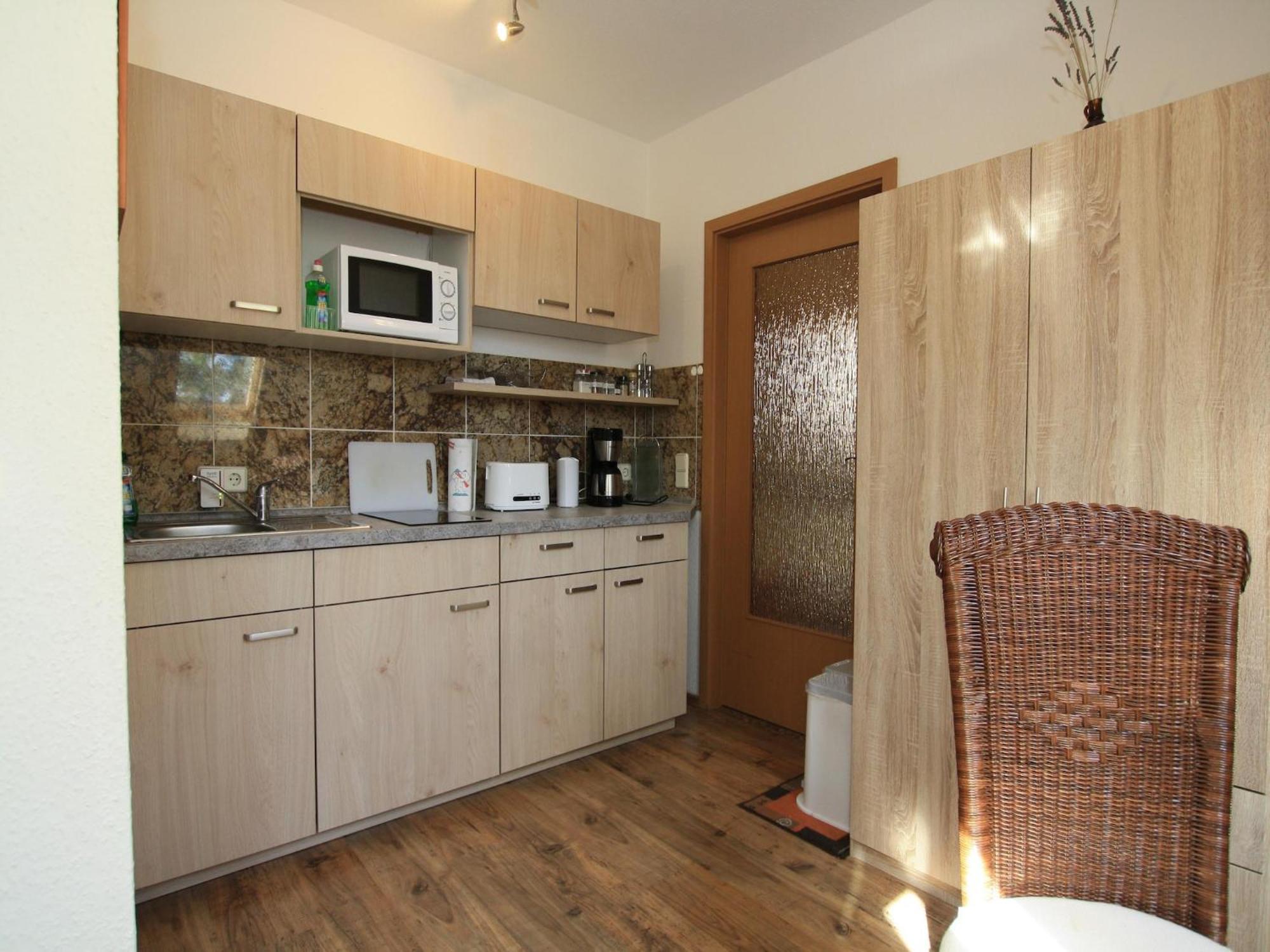 Apartment In Luckaitztal-Gossda With Barbecue ภายนอก รูปภาพ
